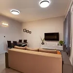 Casa Del Mar 아파트 풀라